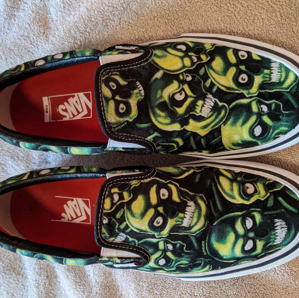 Supreme Skull Pile Vans